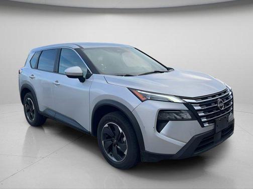 Brilliant Silver Metallic 2024 Nissan Rogue SV