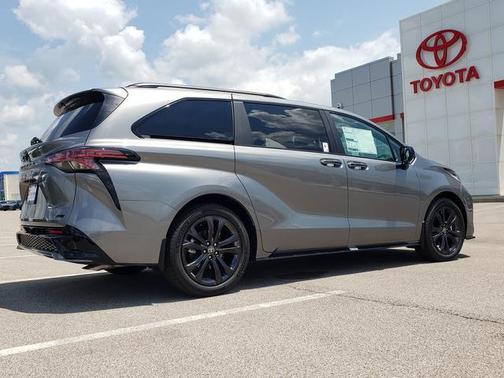 Heavy Metal 2026 Toyota Sienna XSE 7 Passenger