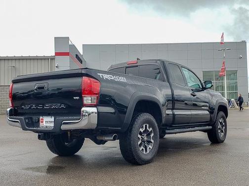 2016 Toyota Tacoma TRD Sport