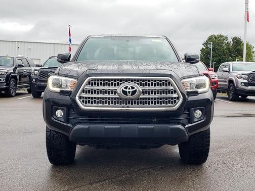 2016 Toyota Tacoma TRD Sport