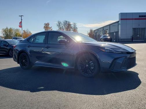 Dk Cosmos 2027 Toyota Camry SE
