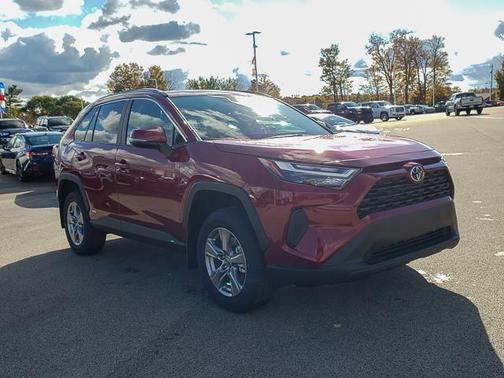 2025 Toyota RAV4 Hybrid XLE