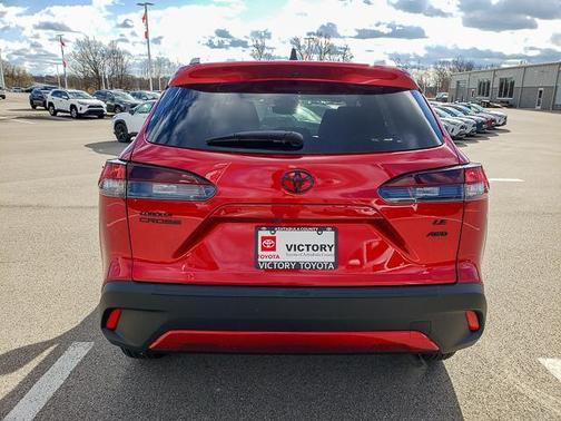 2026 Toyota Corolla Cross LE