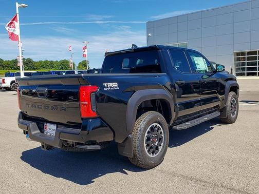 2025 Toyota Tacoma TRD Off Road