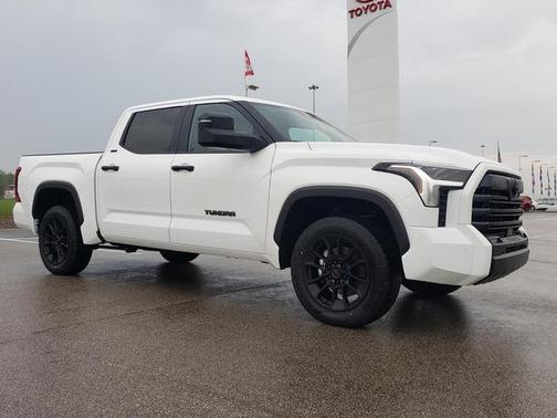 Ice 2026 Toyota Tundra SR5