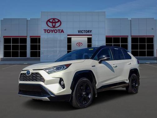 2019 Toyota RAV4 Hybrid SE