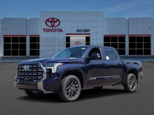 2025 Toyota Tundra Hybrid Platinum