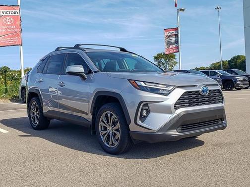 2022 Toyota RAV4 Hybrid XLE Premium