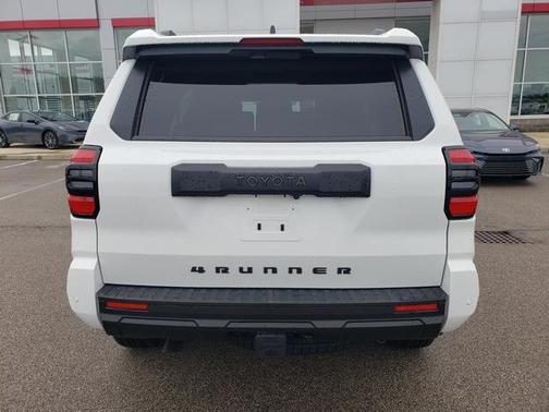 Ice 2026 Toyota 4Runner TRD Off Road