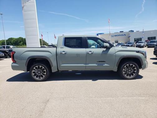 Lunar 2026 Toyota Tundra Hybrid Limited