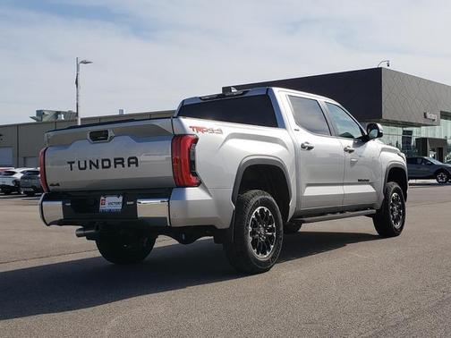 2025 Toyota Tundra SR5