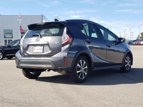 2018 Toyota Prius c Four