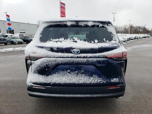 2022 Toyota Sienna XLE