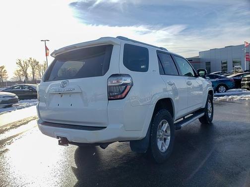 2016 Toyota 4Runner SR5