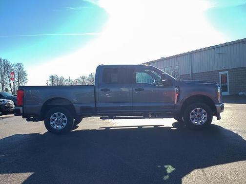 2024 Ford F-250 XLT