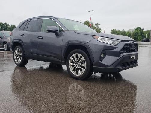 Magnetic Gray Metallic 2019 Toyota RAV4 XLE Premium