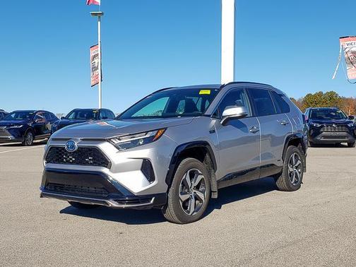 2024 Toyota RAV4 Prime SE