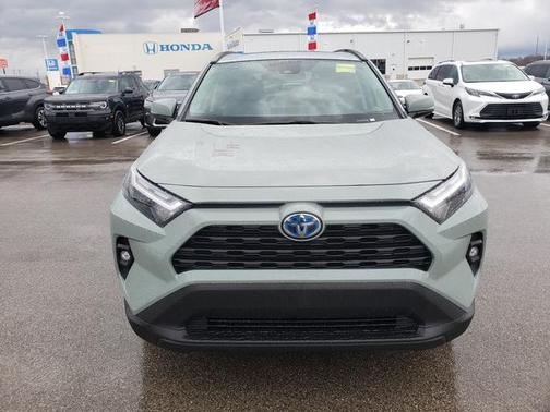 2023 Toyota RAV4 Hybrid XLE Premium