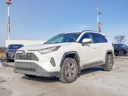 2023 Toyota RAV4 XLE