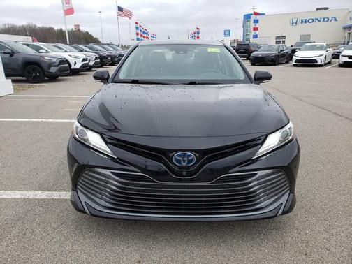 Midnight Black Metallic 2020 Toyota Camry Hybrid XLE
