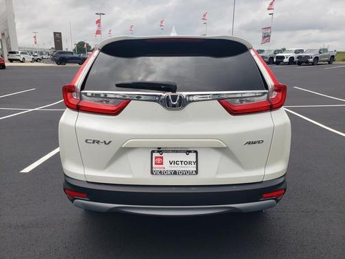 Diamond White Pearl 2018 Honda CR-V EX