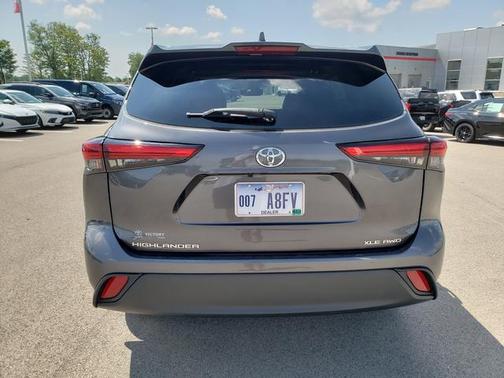 2023 Toyota Highlander XLE
