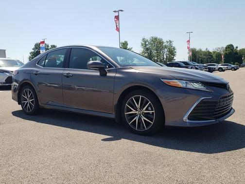Predawn Gray Mica 2024 Toyota Camry XLE