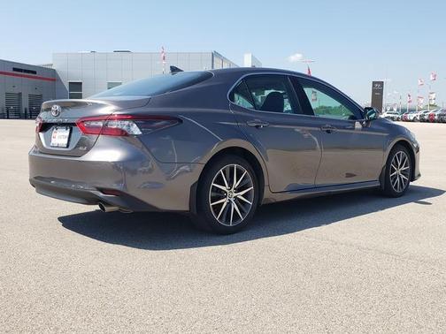 Predawn Gray Mica 2024 Toyota Camry XLE
