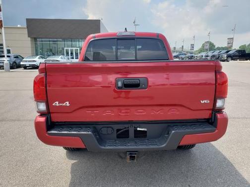 2022 Toyota Tacoma SR