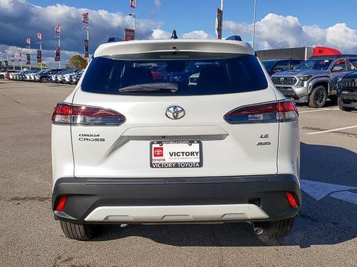 2026 Toyota Corolla Cross LE