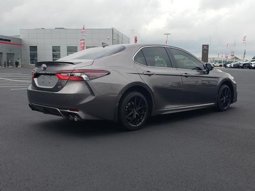 Predawn Gray Mica 2024 Toyota Camry SE