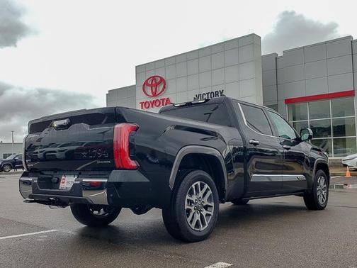2025 Toyota Tundra Hybrid 1794 Edition