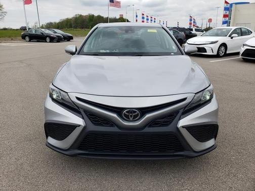 Celestial Silver Metallic 2024 Toyota Camry SE