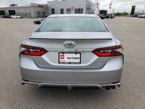 Celestial Silver Metallic 2024 Toyota Camry SE