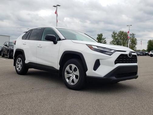 Ice Cap 2023 Toyota RAV4 LE