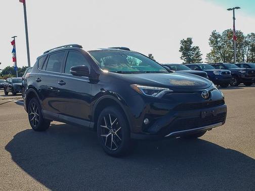 2018 Toyota RAV4 SE