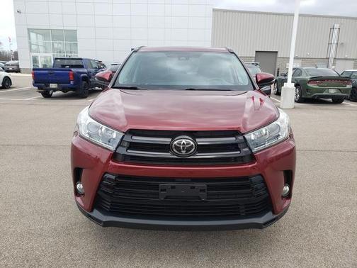Salsa Red Pearl 2018 Toyota Highlander SE