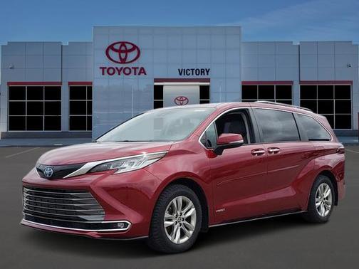 2021 Toyota Sienna Limited 7-Passenger