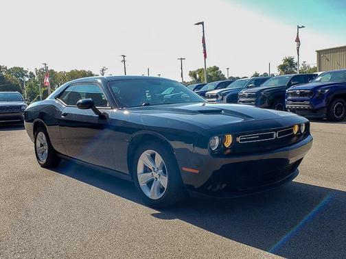 2023 Dodge Challenger SXT