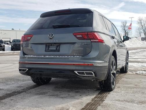 2022 Volkswagen Tiguan 2.0T SEL R-Line 4MOTION