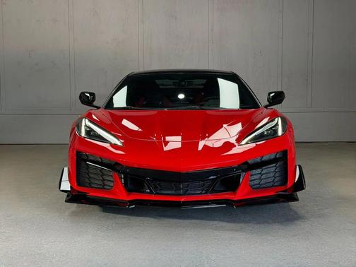 Red 2021 Chevrolet Corvette Stingray w/2LT