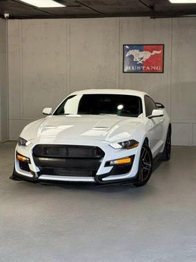 2020 Ford Mustang EcoBoost Premium