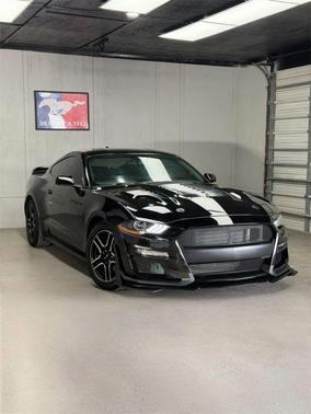 2020 Ford Mustang EcoBoost