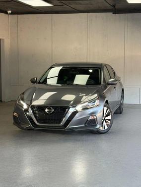 2021 Nissan Altima 2.5 SV