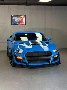 2017 Ford Mustang EcoBoost Premium