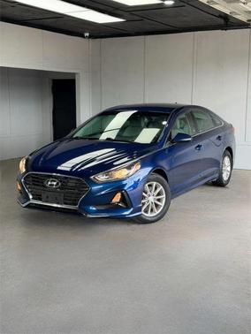 2019 Hyundai SONATA SE