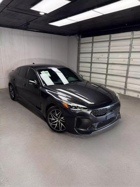 2022 Kia Stinger GT-Line