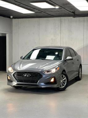 2019 Hyundai SONATA SE