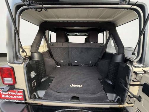 2017 Jeep Wrangler Unlimited Willys Wheeler 4x4 4dr SUV