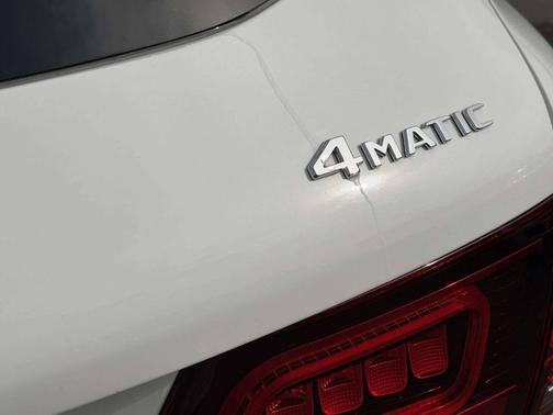 2020 Mercedes-Benz GLC 300 4MATIC